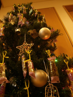 クリスマスの教室の写真