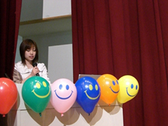 アシスタントのお姉さん