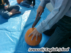 ハロウィン・カボチャカービング
