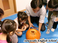 ハロウィン・カボチャカービング