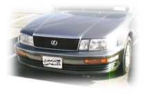 日本ではセルシオ、米ではLS400、Lのマークがわかりますか？